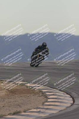 media/Sep-21-2025-Race Pace (Sun) [[98bf33ef95]]/Non Verified/1-Turns 9 and 10 (8am)/